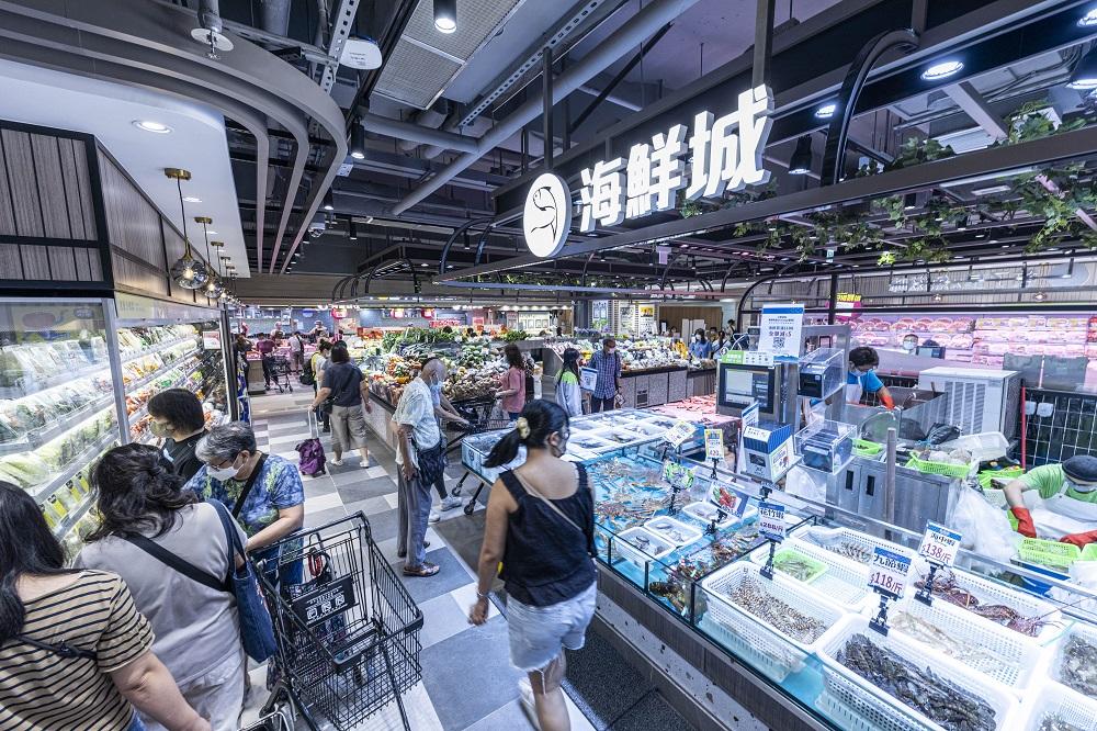 佔地2萬方呎的TASTE x FRESH新鮮生活,分有4大區,集鮮活及熟食市場於一身。
