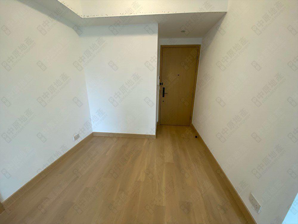 日出康城兩房年初叫價1100萬 終劈逾兩成沽 3年賺幾多?