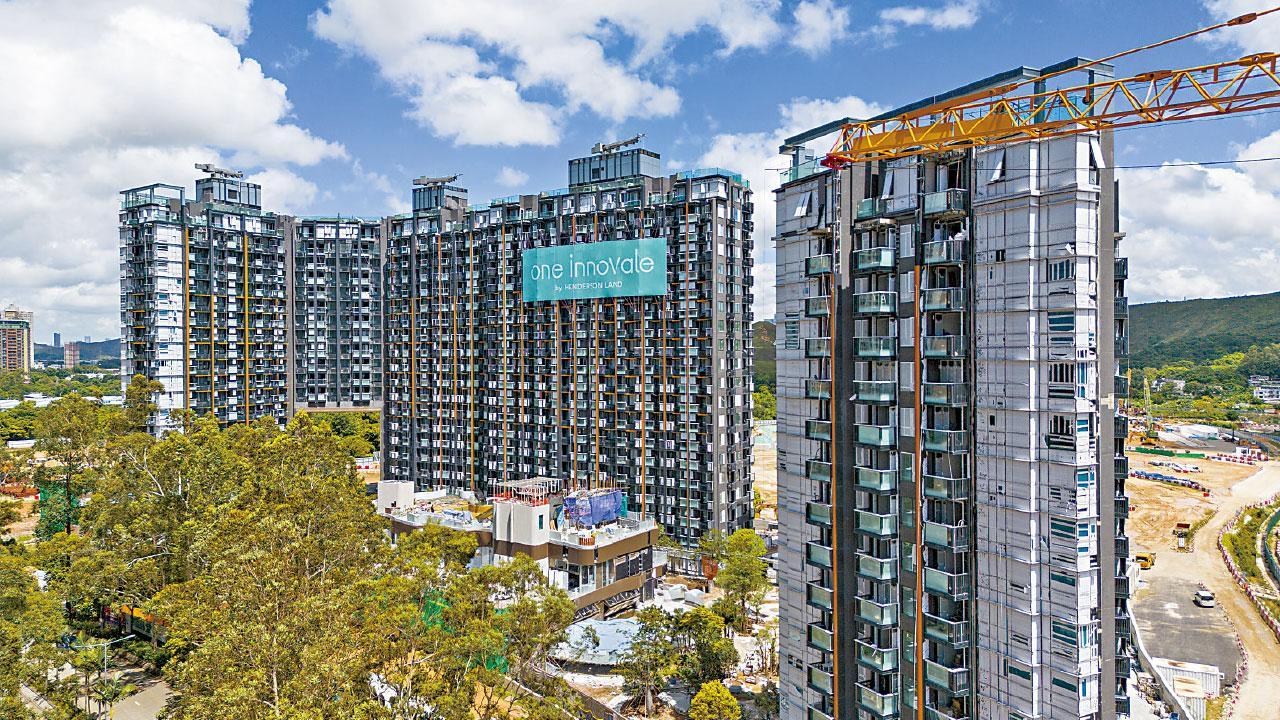 ONE INNOVALE共由5座住宅大樓組成,合共提供約1,600伙,其中第1期ONE INNOVALE-Archway預計入伙日期為明年3月31日。(資料圖片)