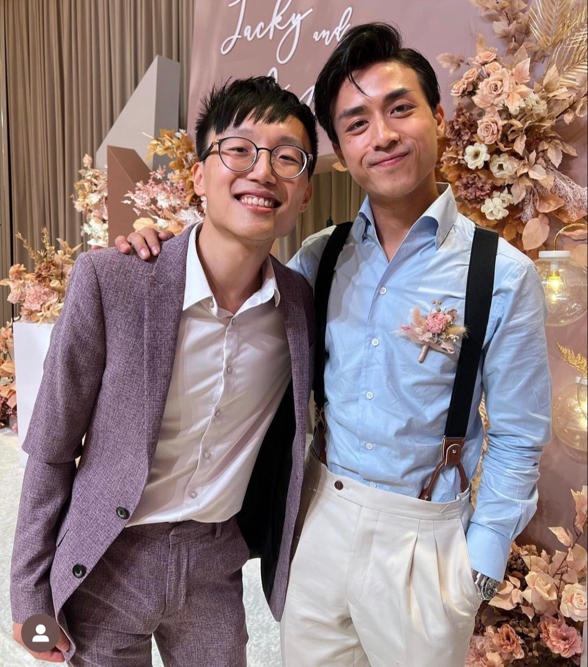 婚宴負責為AK伴奏的地理補習老師。