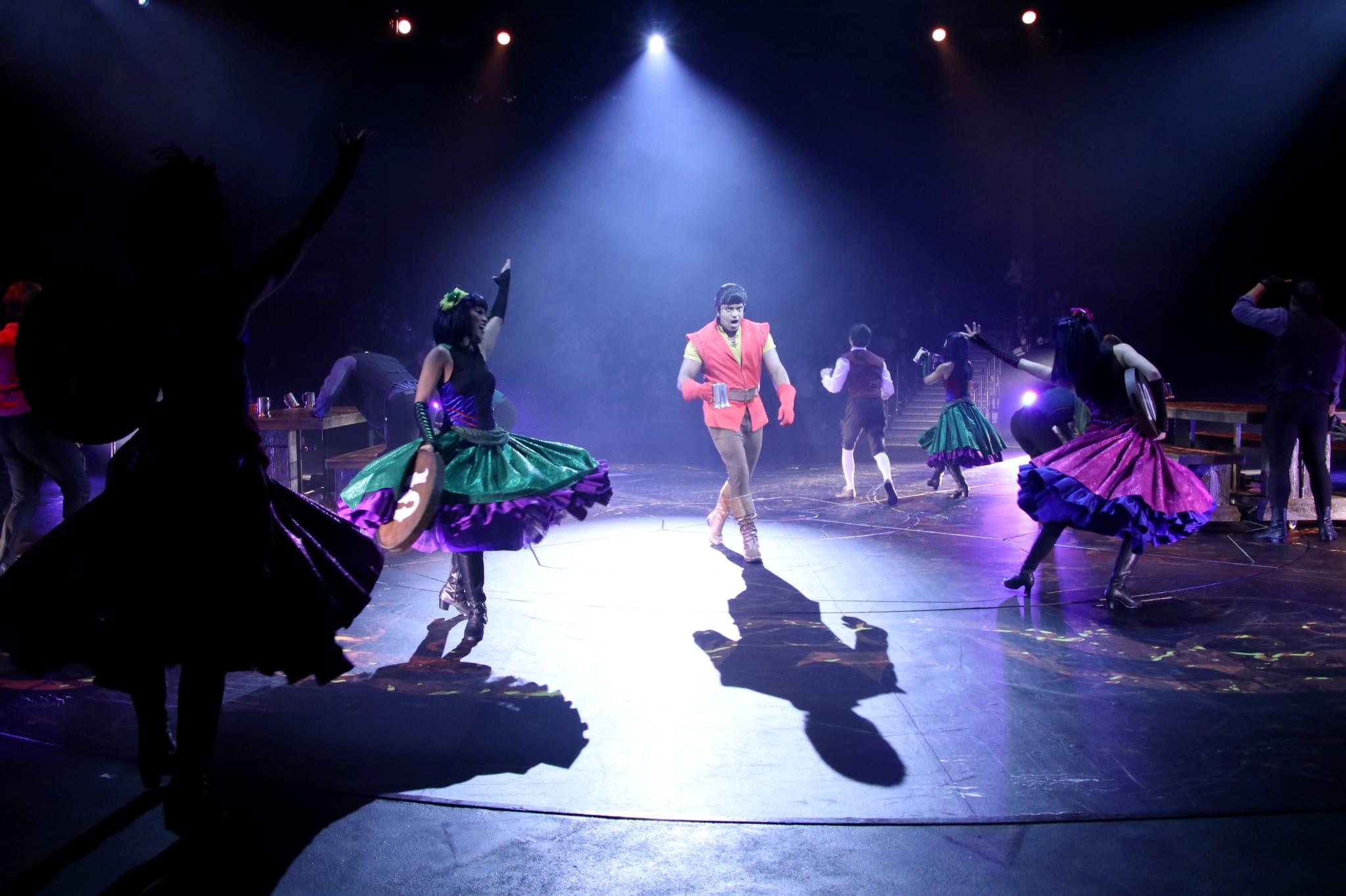 今年迪士尼同樣有「惡人舞動迪士尼」 (林俊源攝)