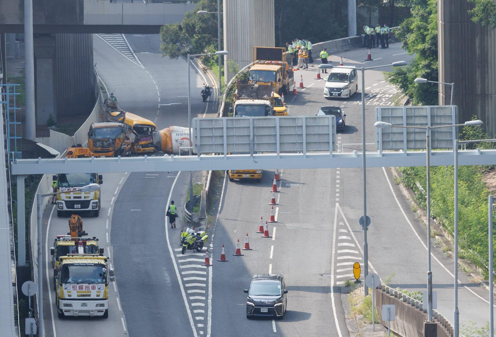 田螺車青沙公路墮橋壓校巴 釀至少1死4傷 (持續更新)