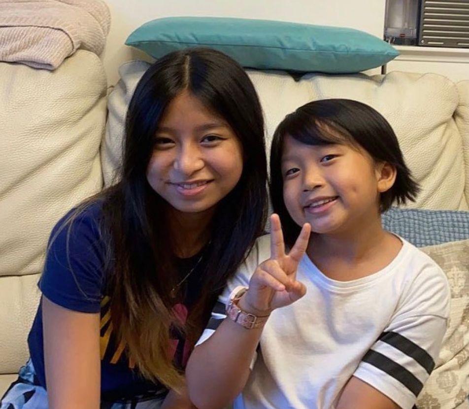 Celine與妹妹感情要好。