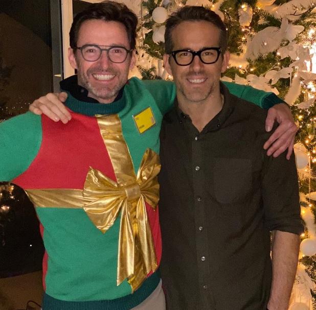 賴恩雷諾士與曉治積曼私底下亦相當老友。