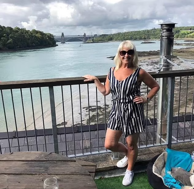 蒂爾指男友的變化令她崩潰。(互聯網)