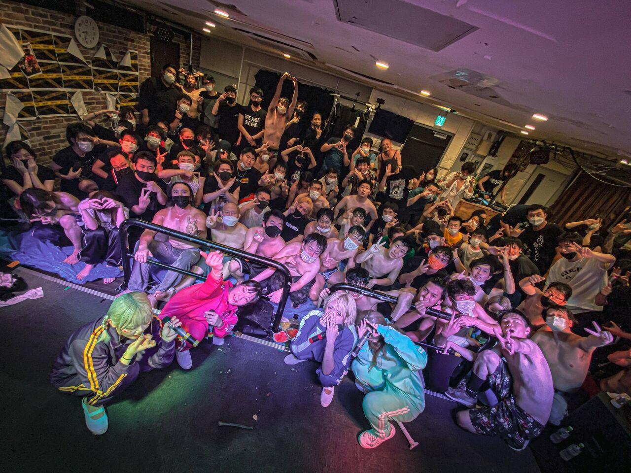 PLANCK STARS被網民列出不少黑歷史,演出尺度令人咋舌。