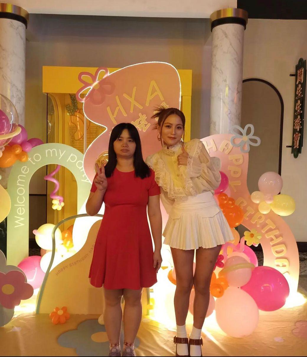 阿儀獲安排出席馬拉女星韓曉噯的生日會。