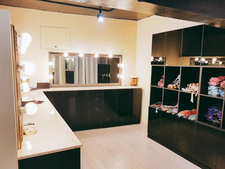 各式各樣的韓服可以自由挑選