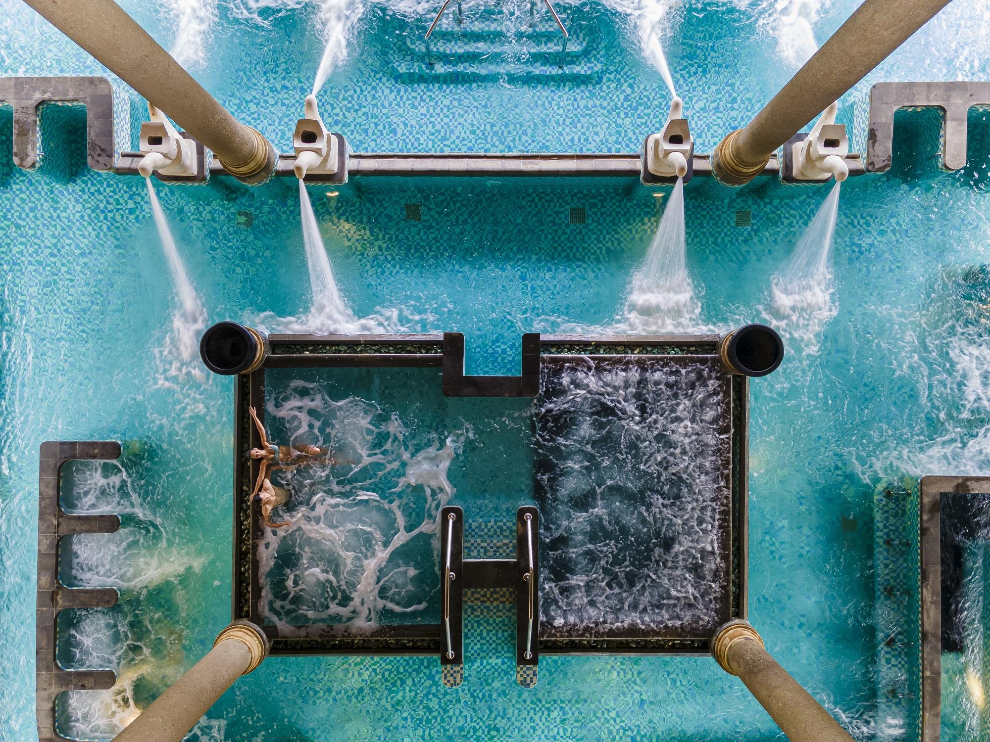 岩上水療別墅 海洋療法