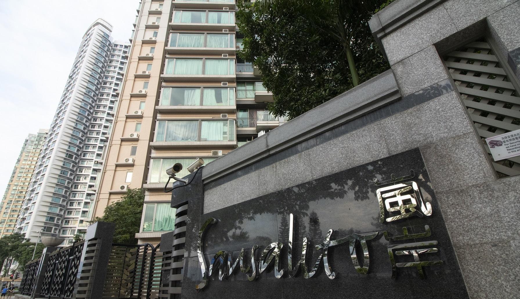 馬鞍山嵐岸中層三房戶,近日減租3,000元,以24,000萬元全包租出,減幅11%,呎租不足30元。