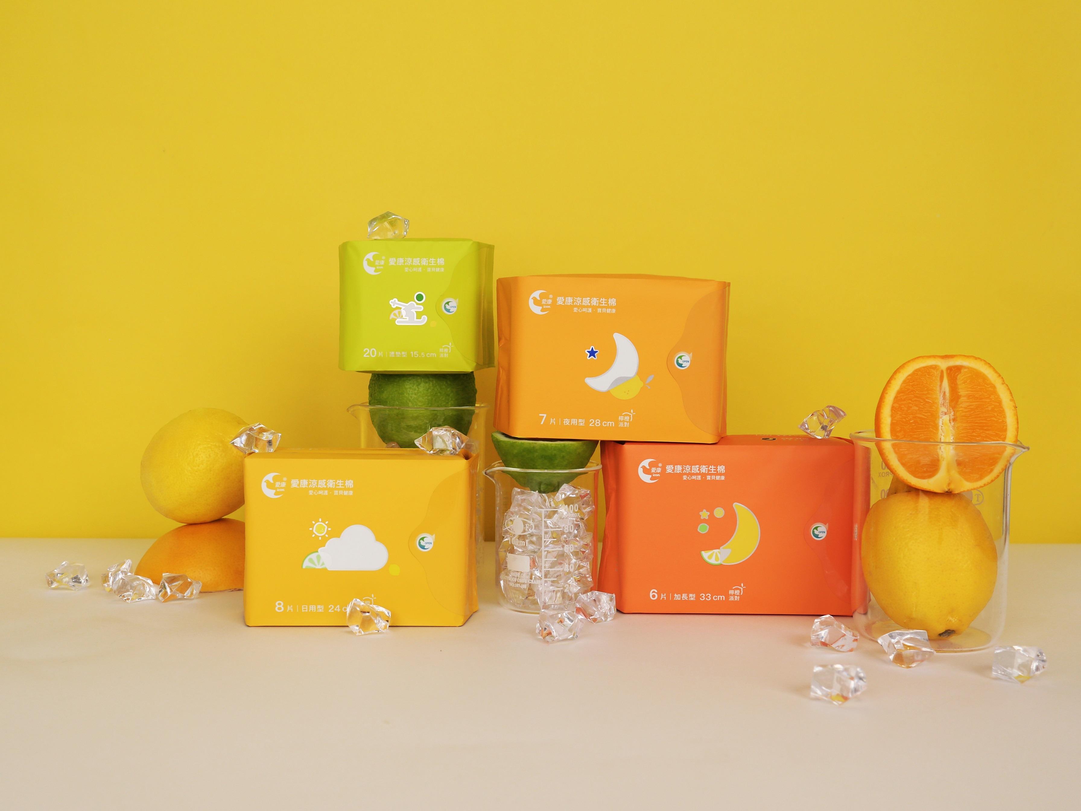 涼感果香棉「檸橙派對」:同樣保持「經典系列」的產品特式,精選「薄荷、檸檬、甜橙、香蜂草、依蘭」5款天然精油,以沁涼清新的檸檬為主角,帶來淡淡甜橙香。