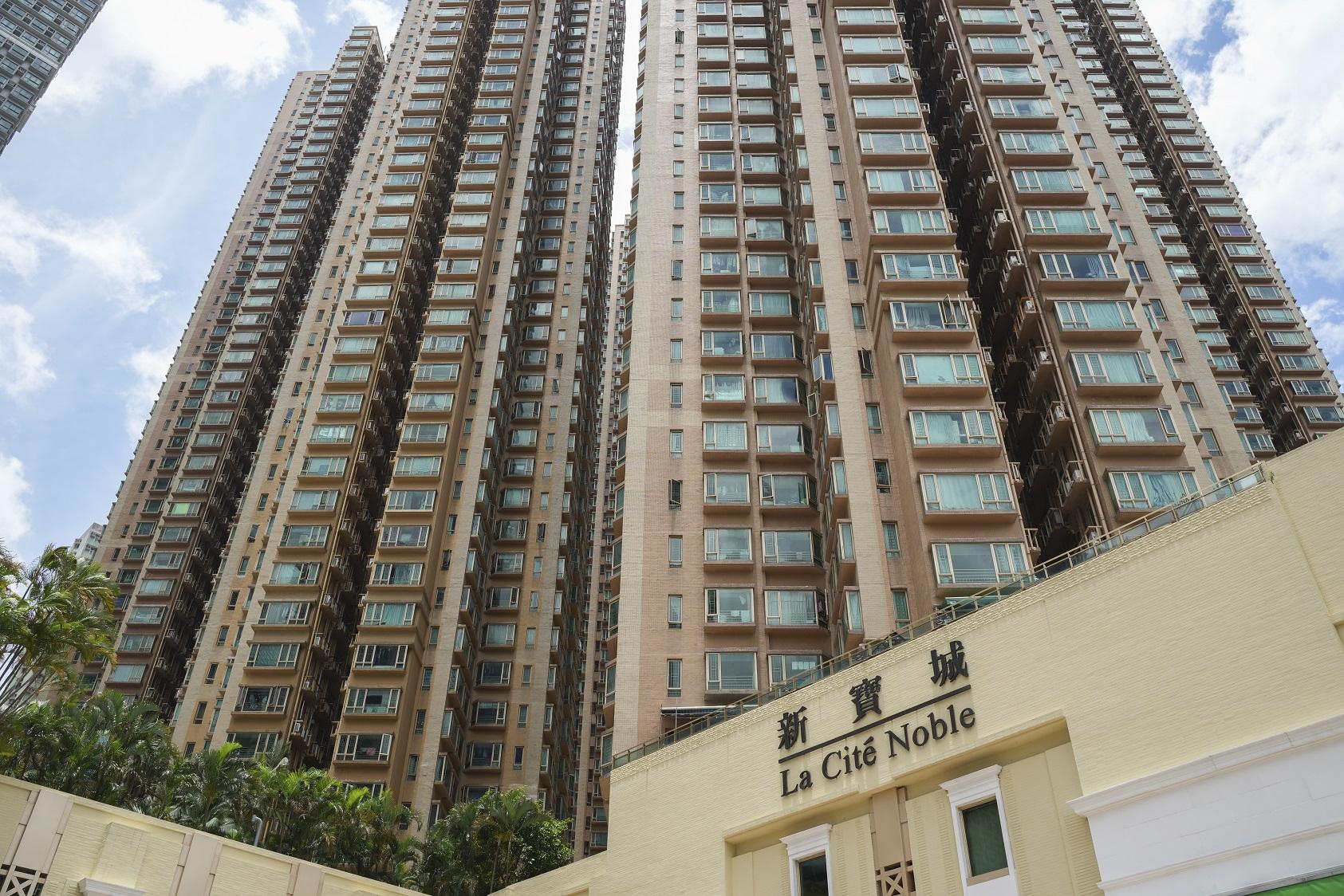 樓市走勢|二手蝕讓增多!日出康城又有份 長者客FULL PAY 320萬買港島樓