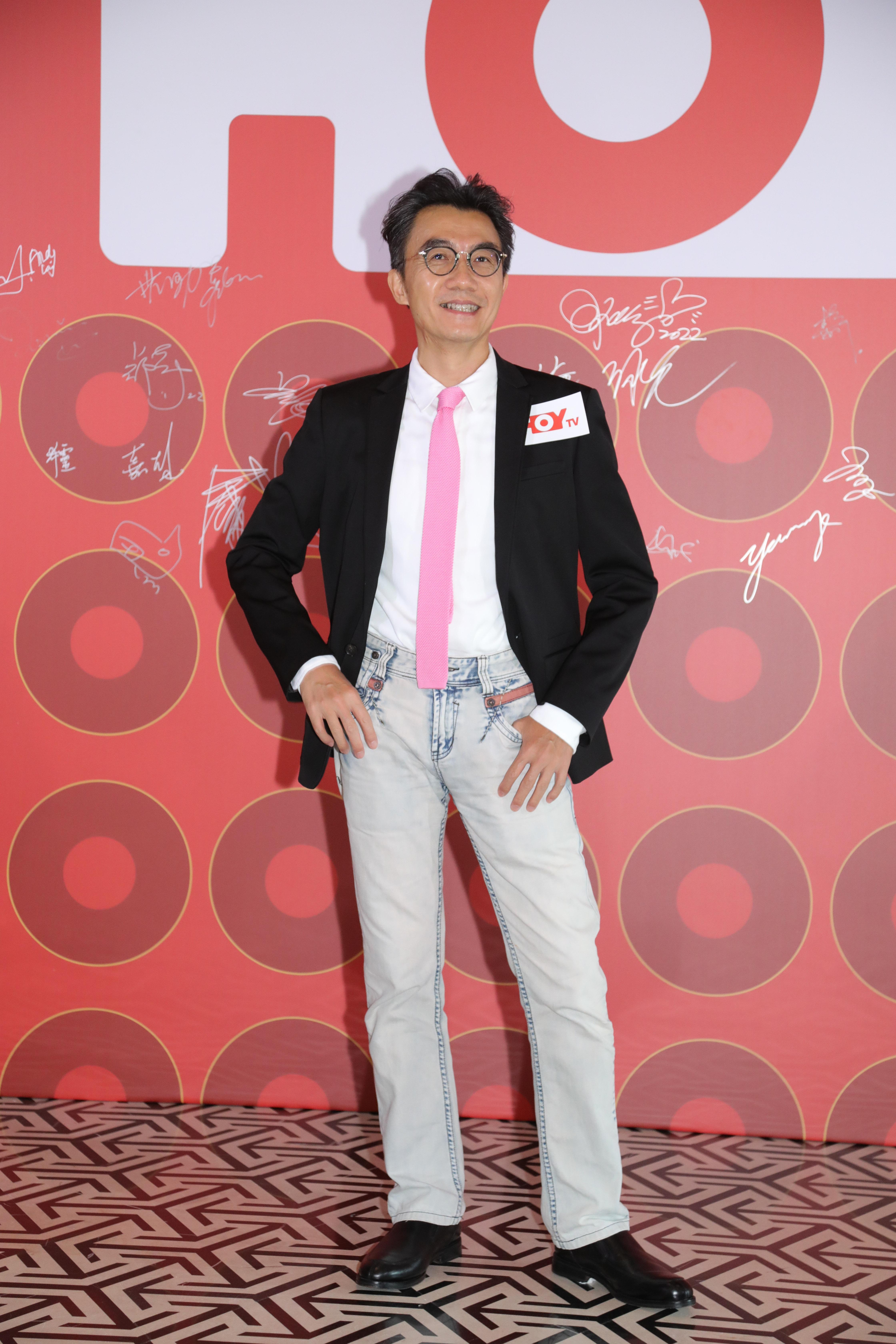 歐陽偉豪 (Ben Sir)將與七師傅聯手主持全新綜藝節目《Ben Sir騙術奇談》。