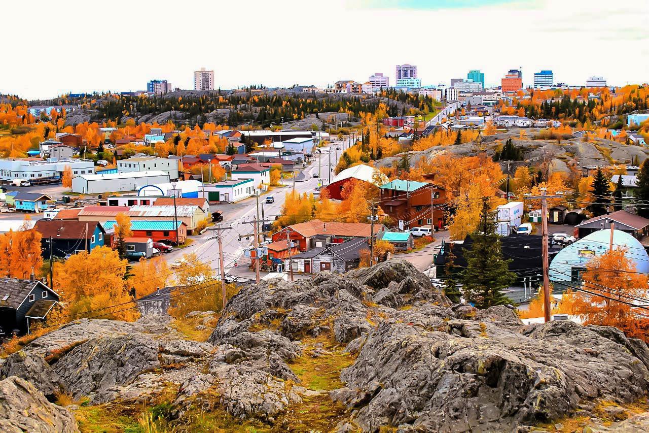 白天為自由行,自行探索黃刀鎮