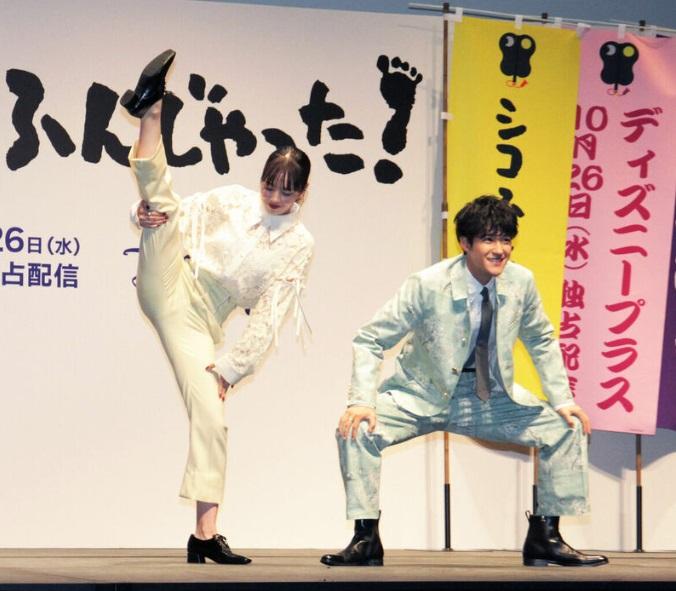 葉山獎之、伊原六花日前出席記招宣傳《五個相撲的少年》。