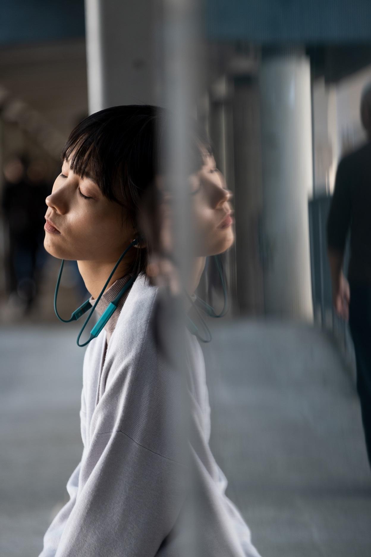 談善言自爆為《過時·過節》試鏡時非常進取,她演柔弱的阿琪,如同家中的隱形人。(劇照)