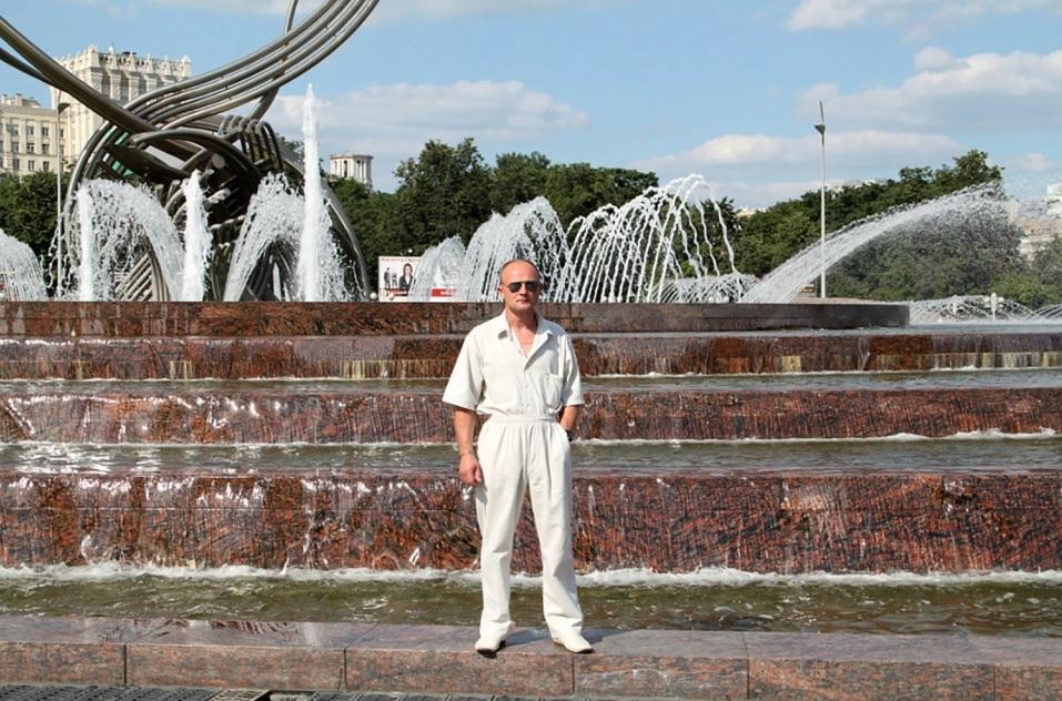 警方正調查馬利克中校死因。(互聯網)