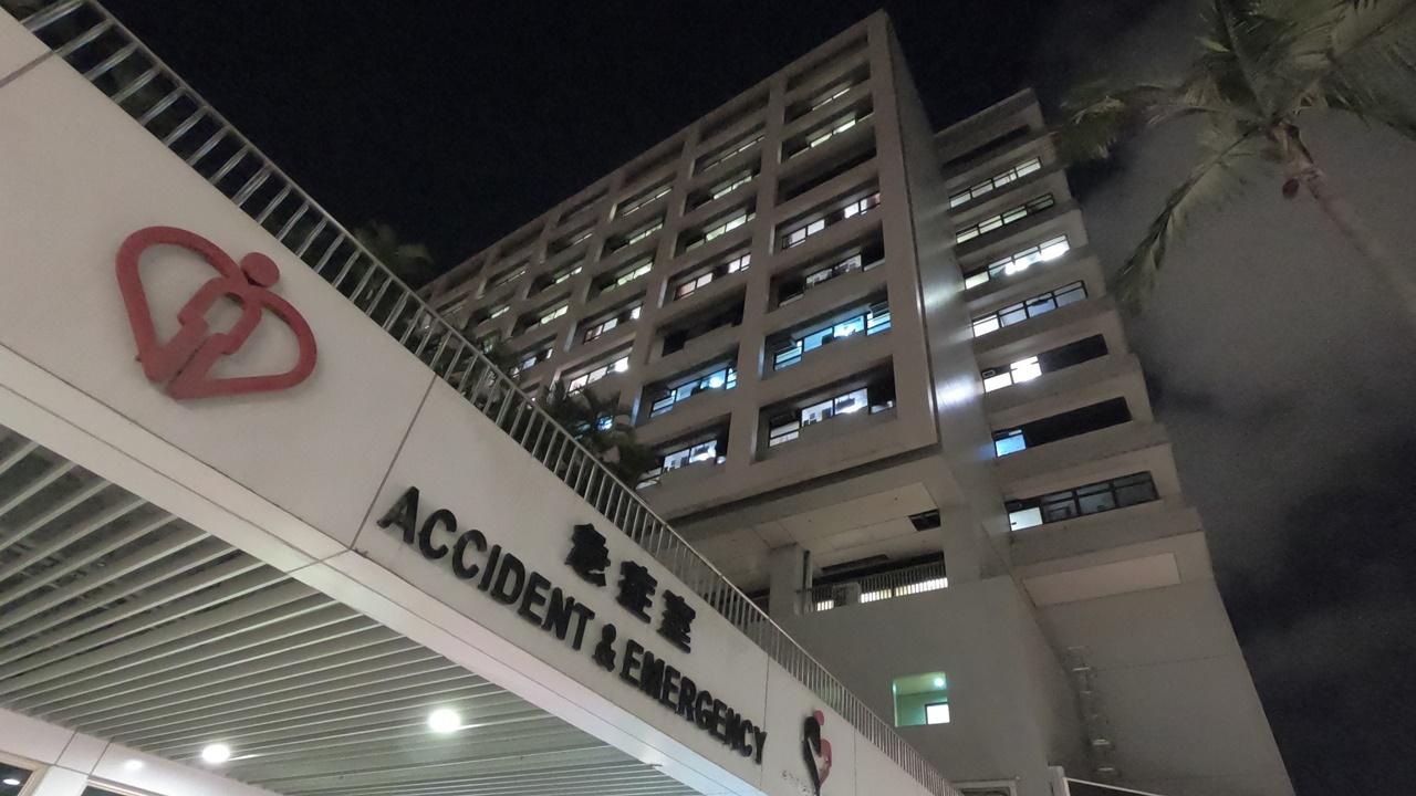 筲箕灣內地男子遭7刀煞追斬,清醒送院。(資料圖片)