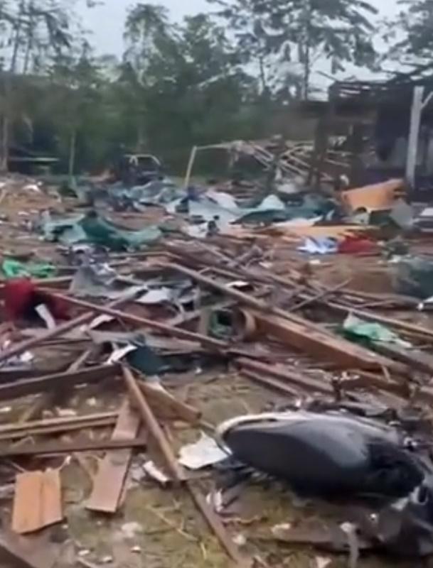 緬甸軍炸少數族裔集會至少50死,軍方阻傷者送院。(Twitter)