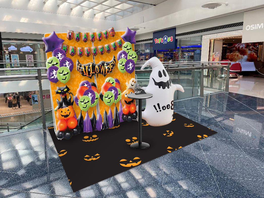 集齊8個印章及即日以信用卡、扣賬卡、易辦事、銀聯卡或八達通卡於任何又一城商戶單一消費滿港幣100元或以上,即可換領萬聖節特別禮品乙份!