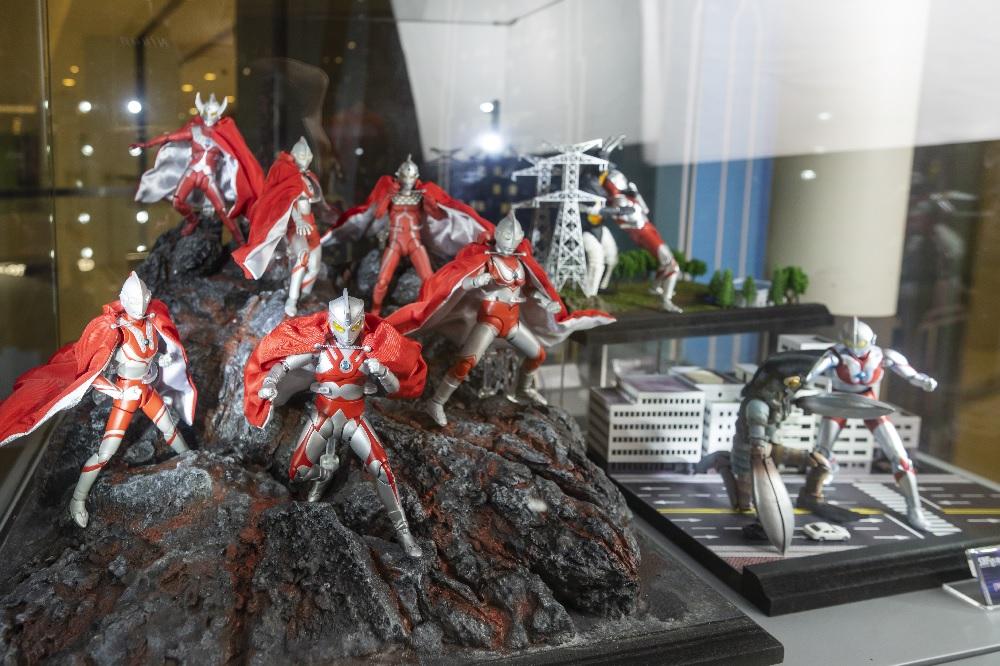 LCX的「巴士總站」內還有超人展覽,展出多款珍貴的S.H.Figuarts超人。