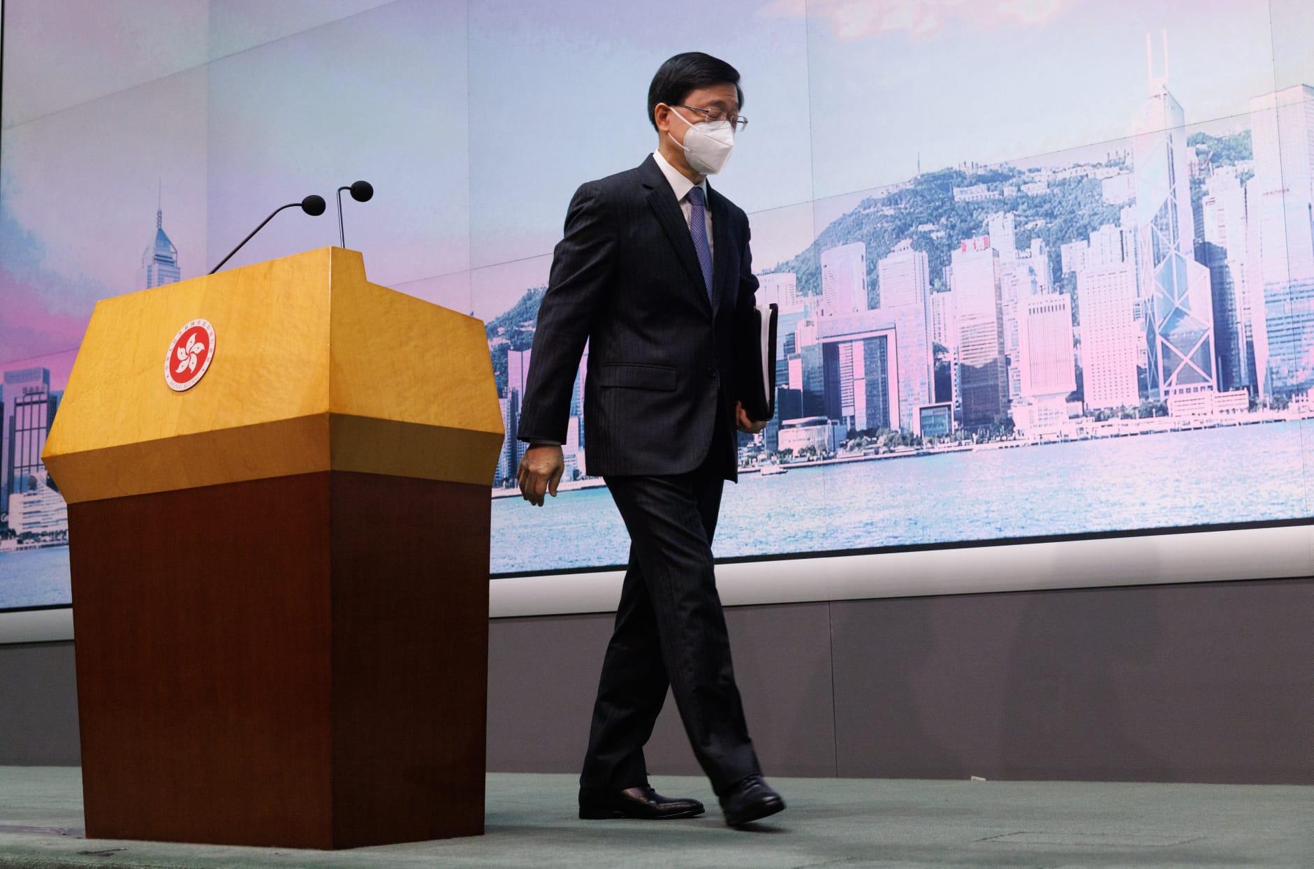 對於有居英港人抗議遭中國領事館人員拖入圍毆,李家超表示不評論。(蘇文傑攝)