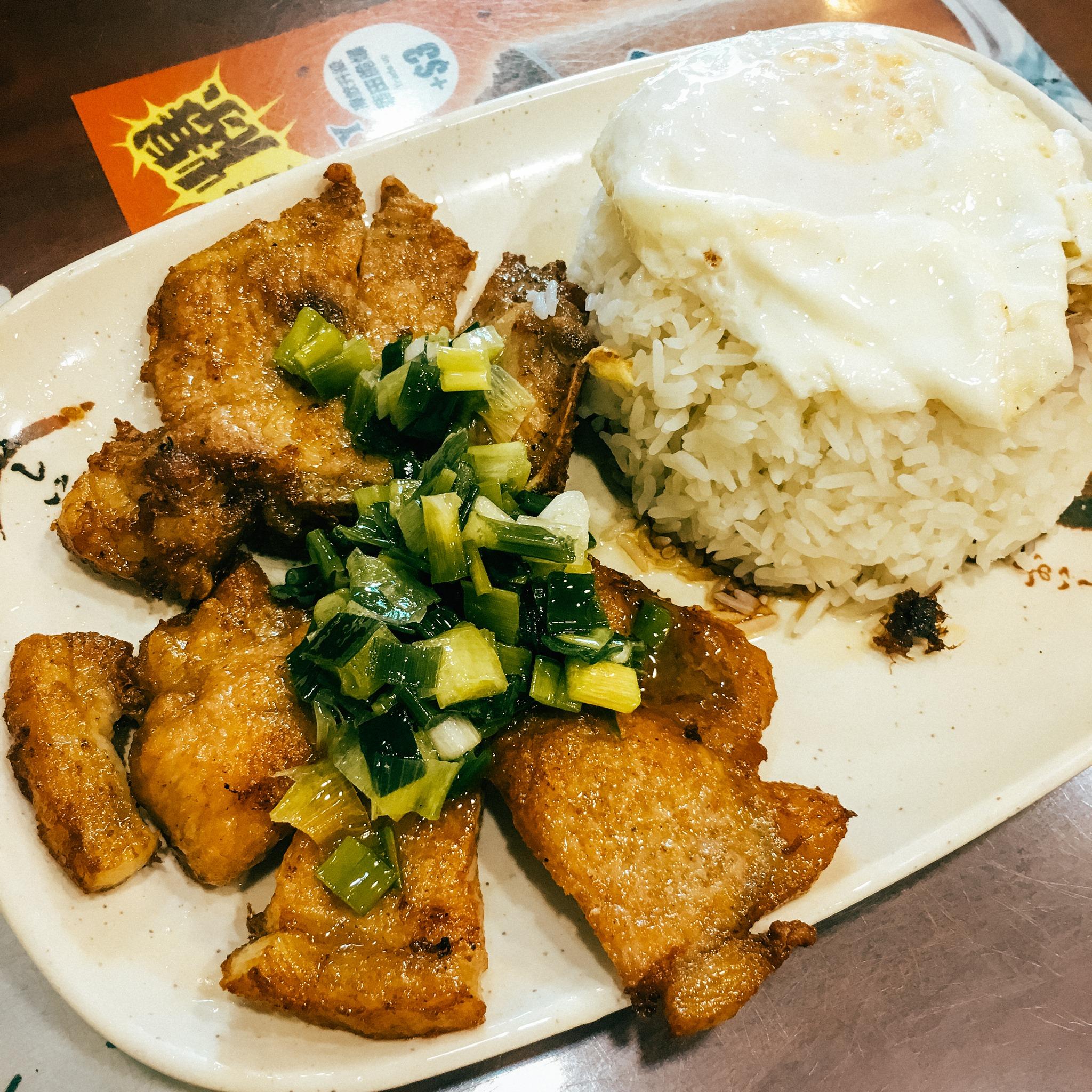 源發咖啡廳的名物。(香港遺美fb圖)