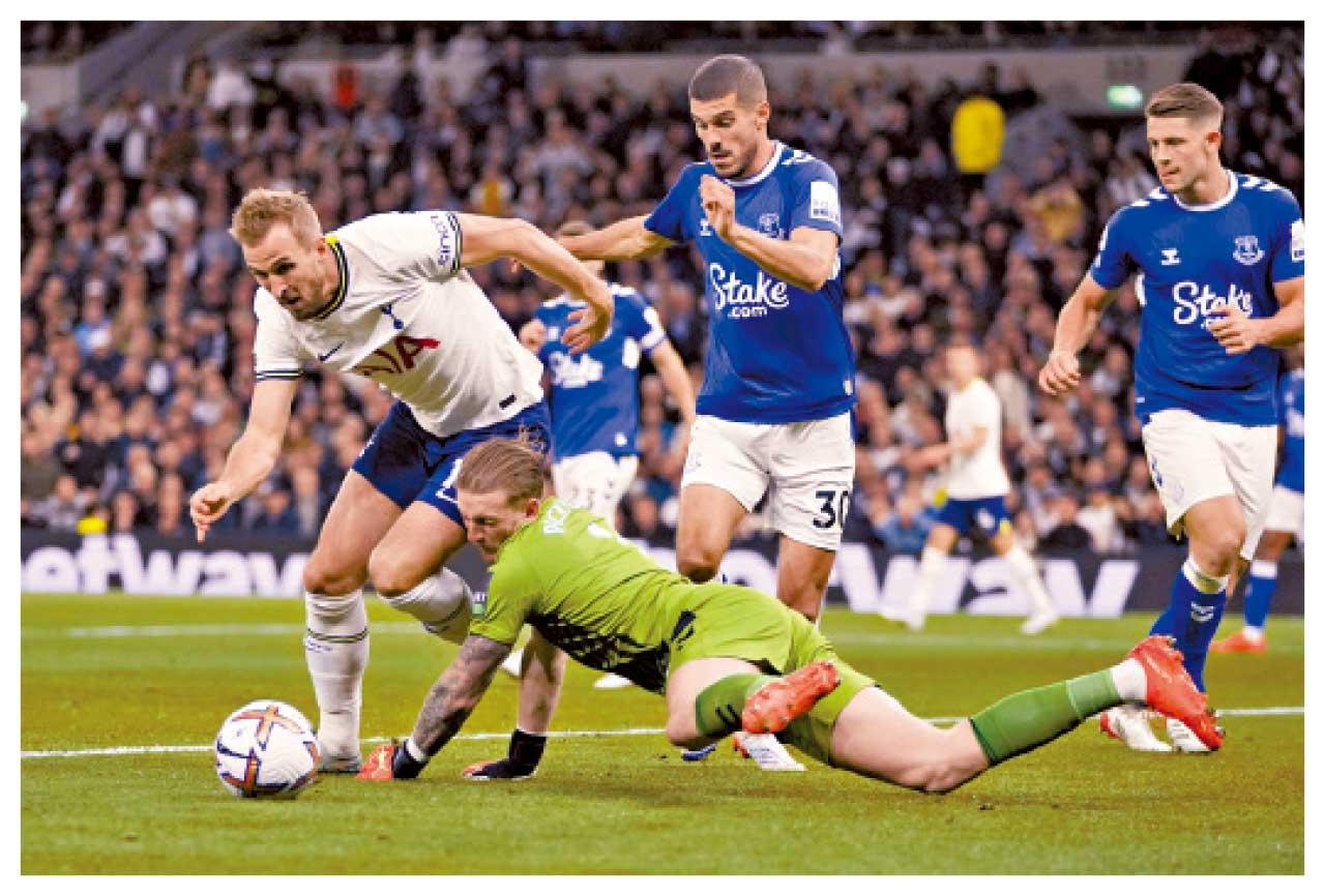 熱刺創開季新高有憾 李察利臣恐世盃夢碎