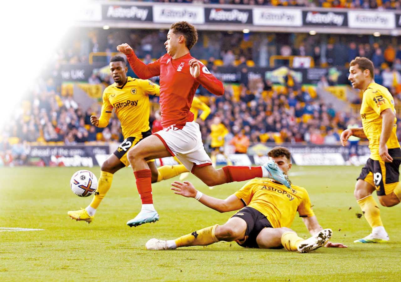 白禮頓鬥森林 海鷗新帥望響勝鼓