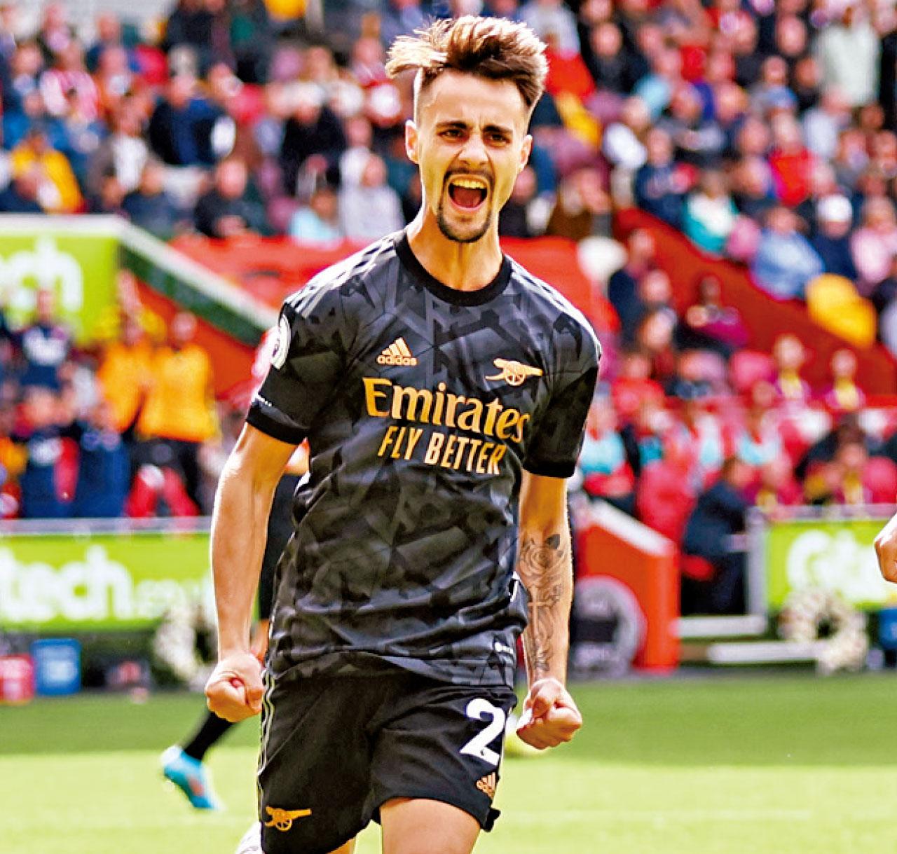 阿仙奴輪換鬥挪威奇兵 曼聯襲奧摩尼亞求反彈