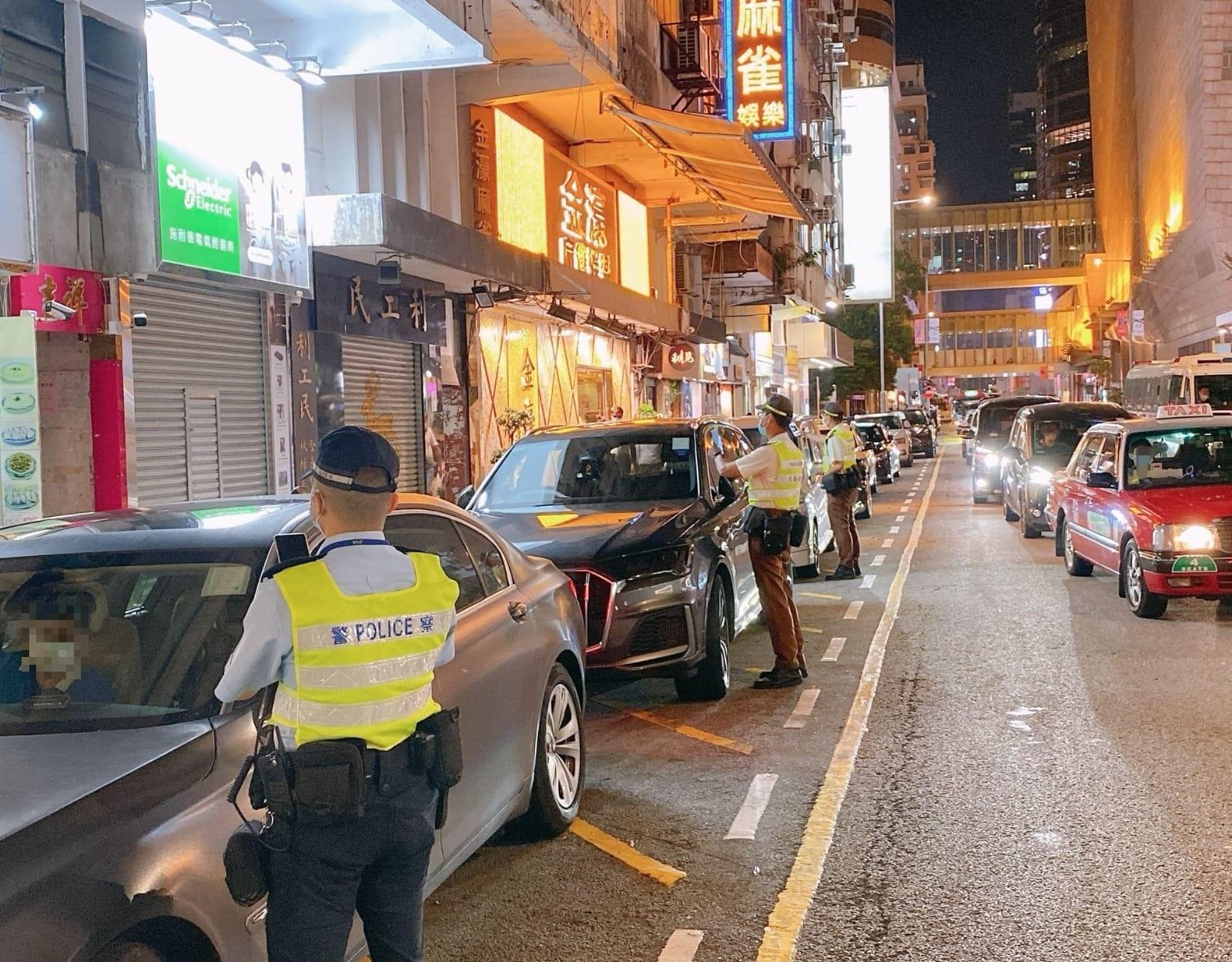 旺角警區交通日|警發1315張牛肉乾拖走13車