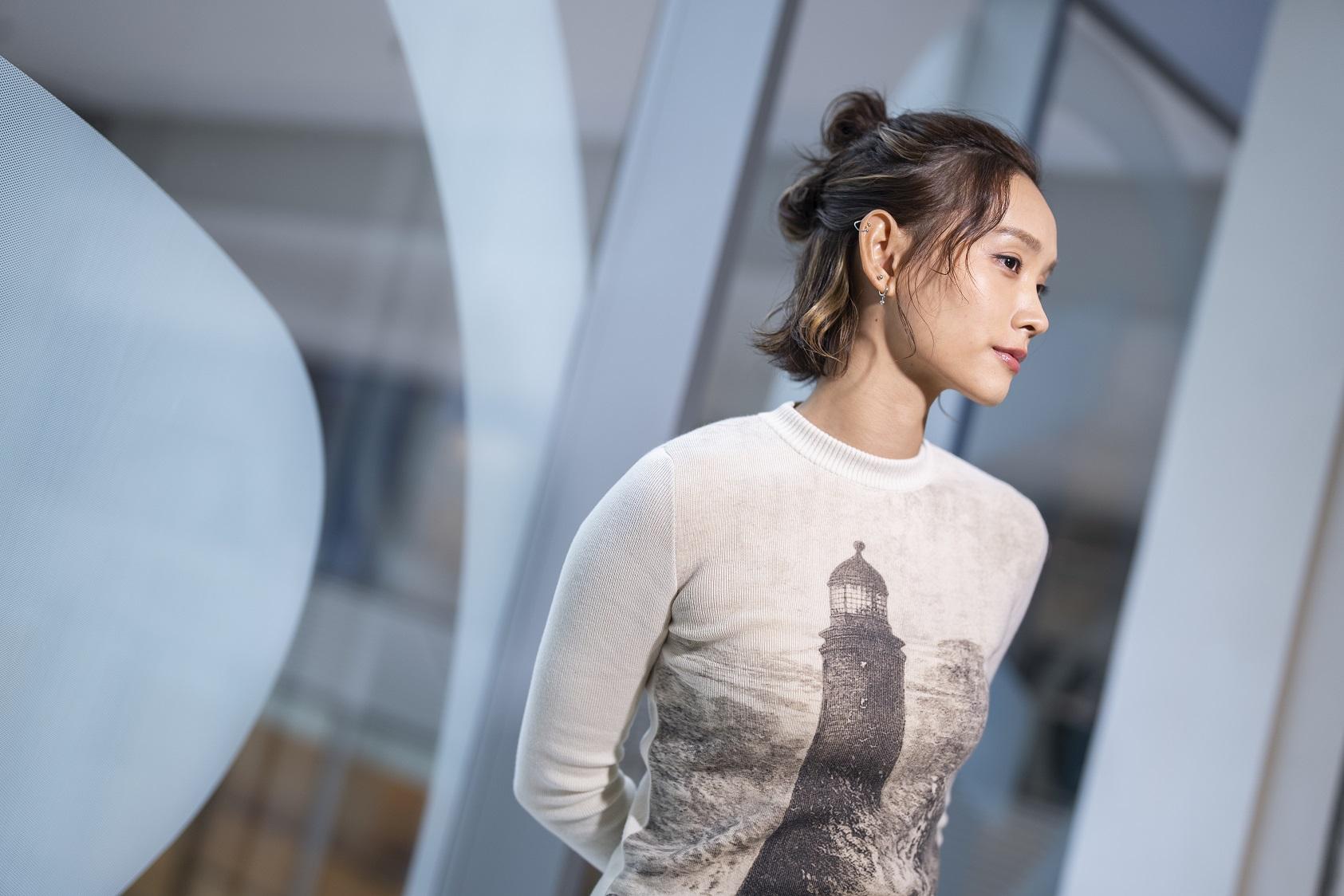 談善言在電影《過時·過節》的演出獲毛舜筠讚賞。