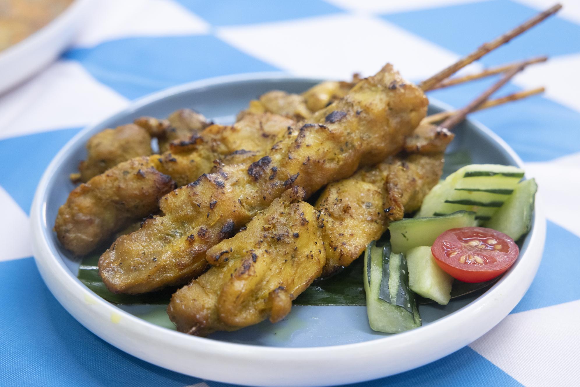 街頭雞肉串燒4串 (HK$56) *只限星期一至五下午2時 後及星期六、日全日