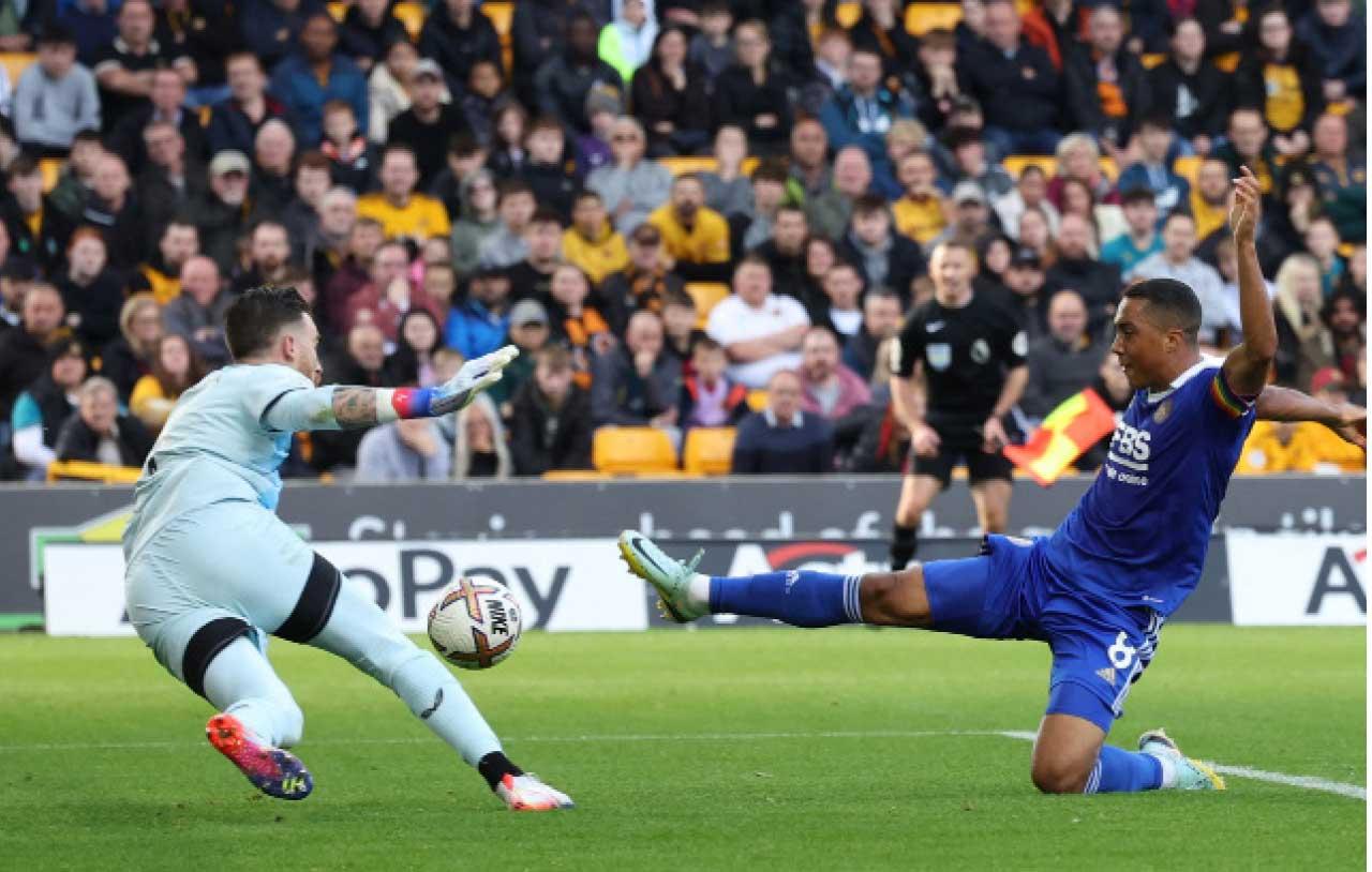 老嫩神鋒較技 李城復勇迎曼城