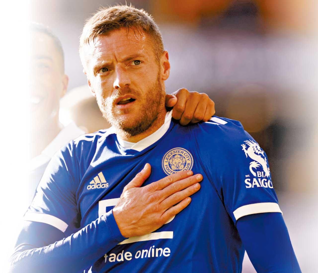 老嫩神鋒較技 李城復勇迎曼城