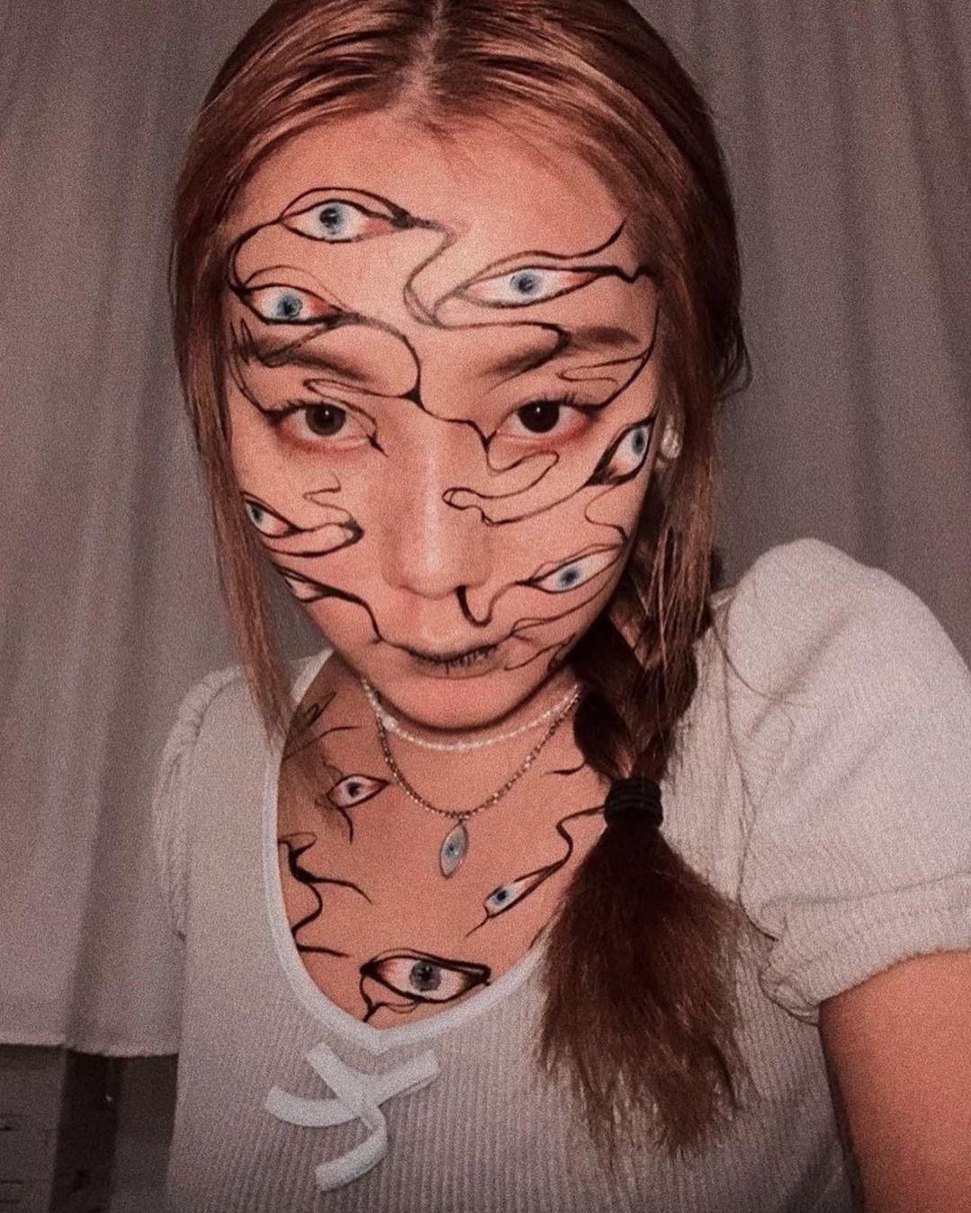 Marf自己化的妝極有心思。