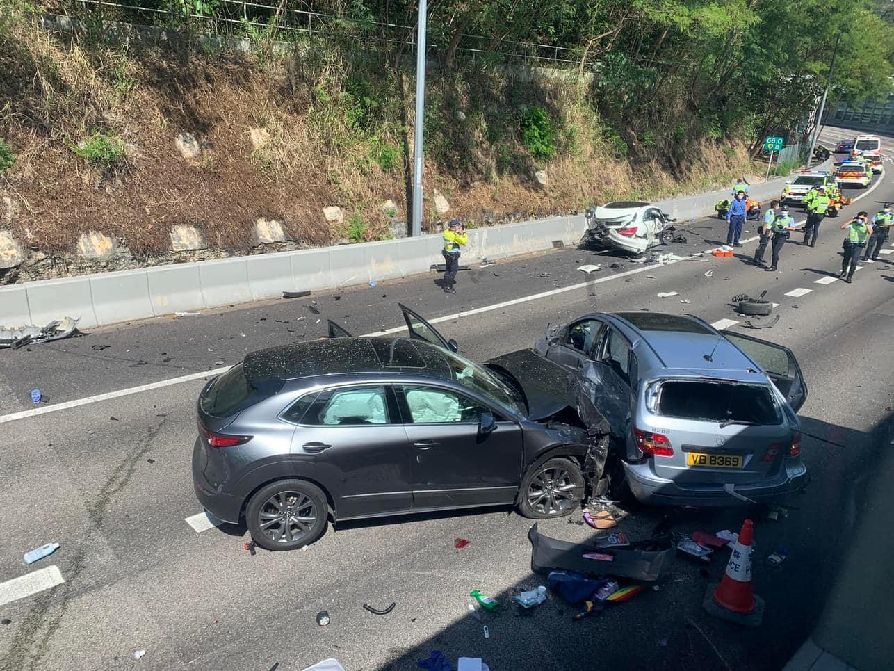 車Cam直擊|屯門公路三車相撞 有私車家疑逃避追捕逆線行駛肇禍 (更新)