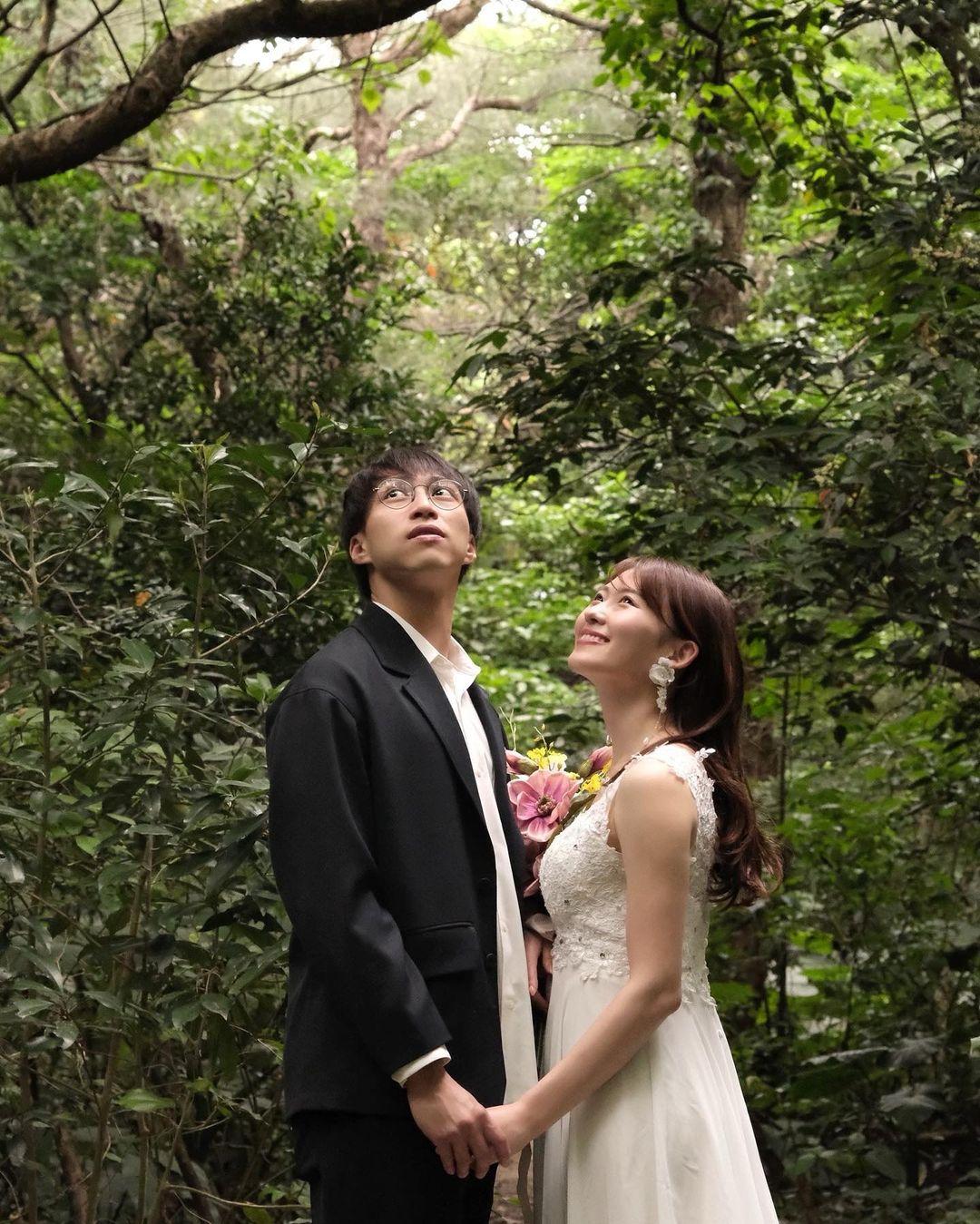 吳業坤與濱口愛子的婚照。