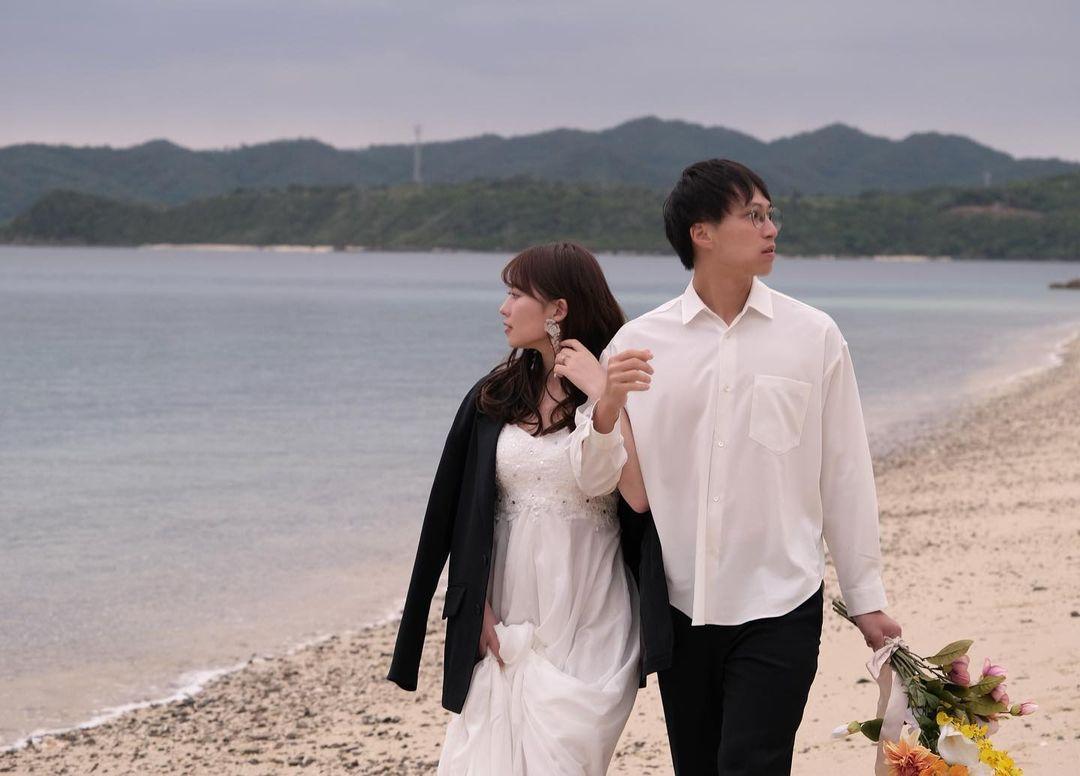 吳業坤與濱口愛子的婚照。