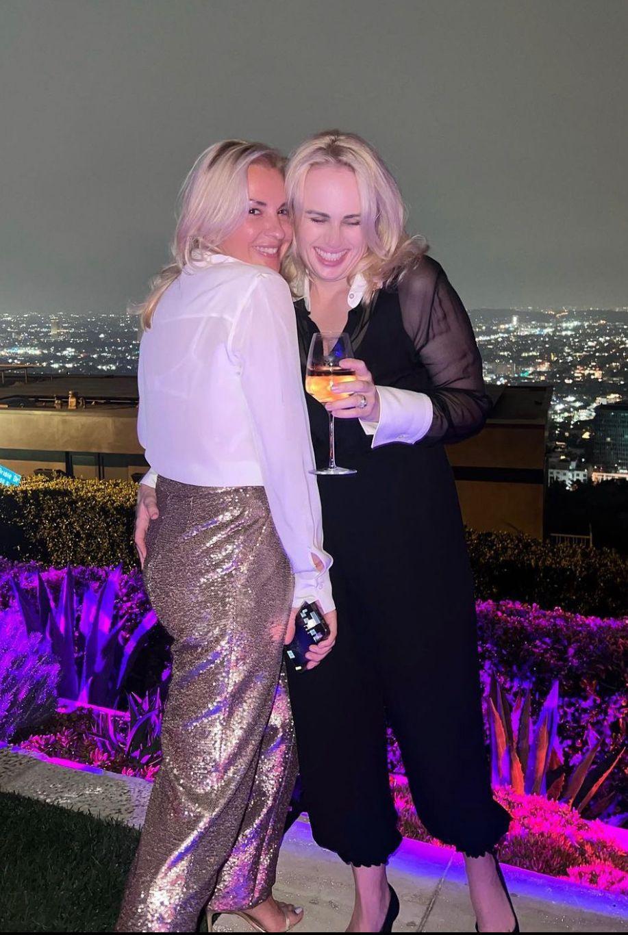 莉寶韋遜孖女友