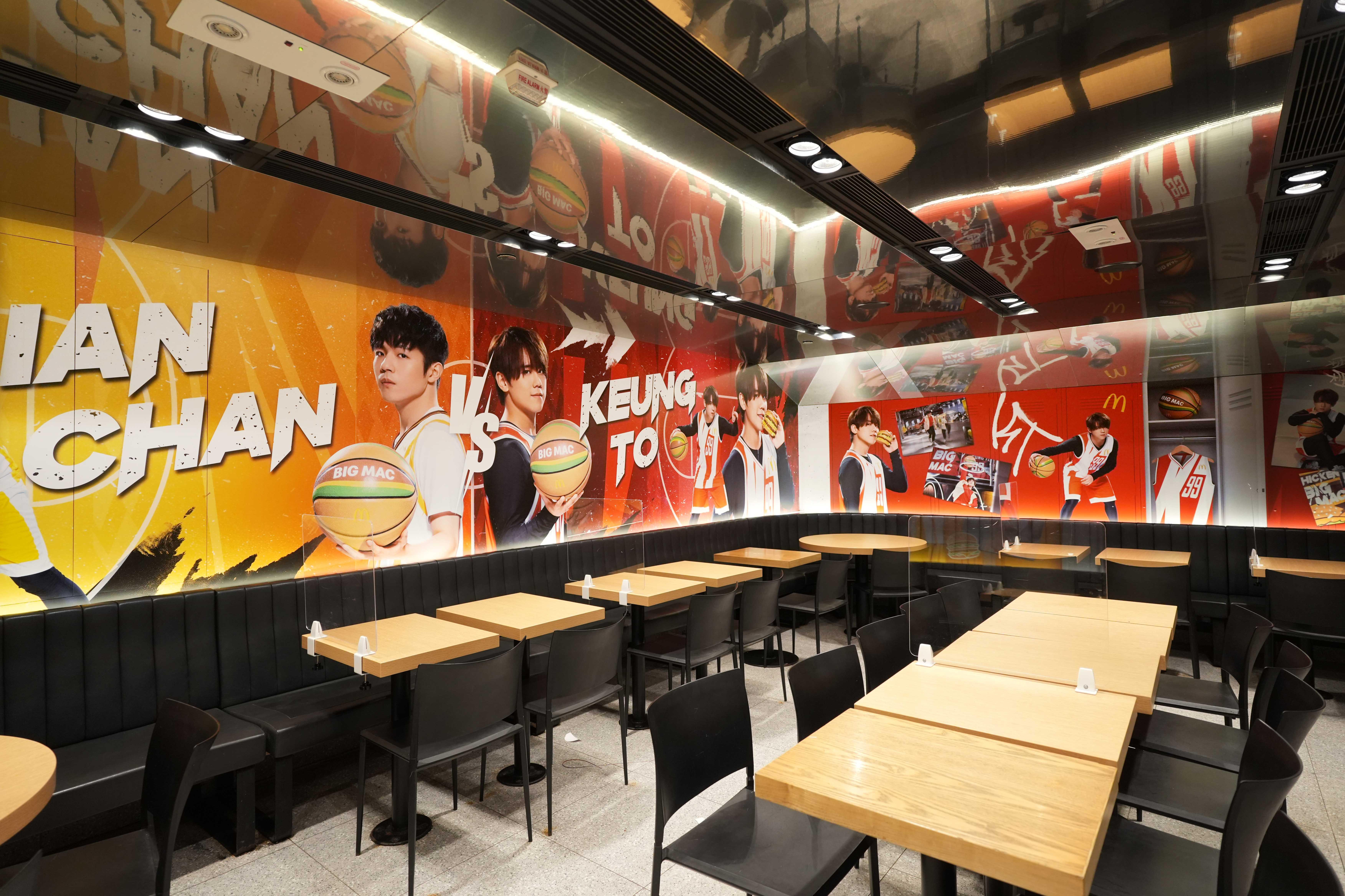 餐廳亦會分別設置型爆Locker Room