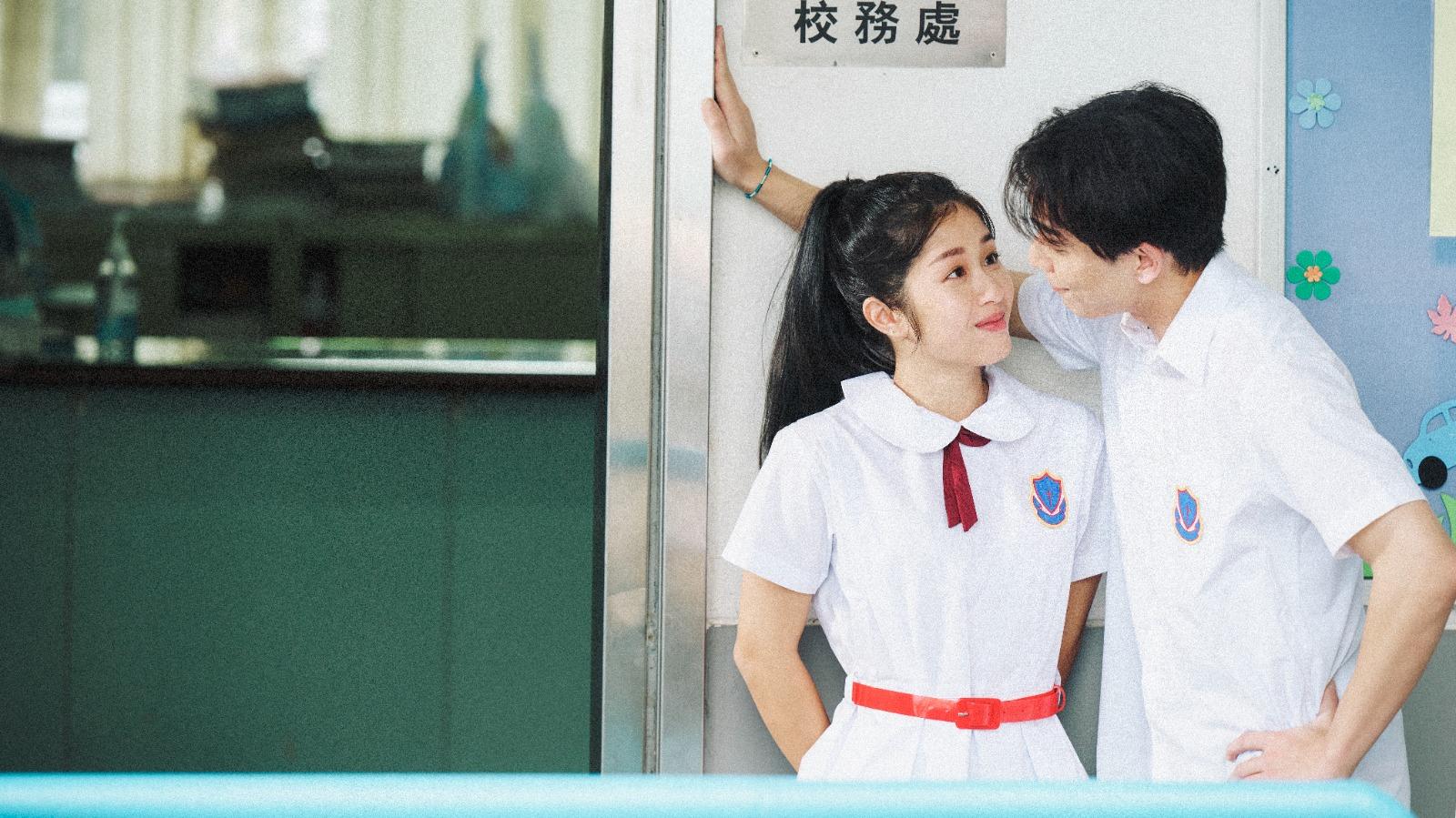 泰妹與校草冠軍Stone飾演情侶