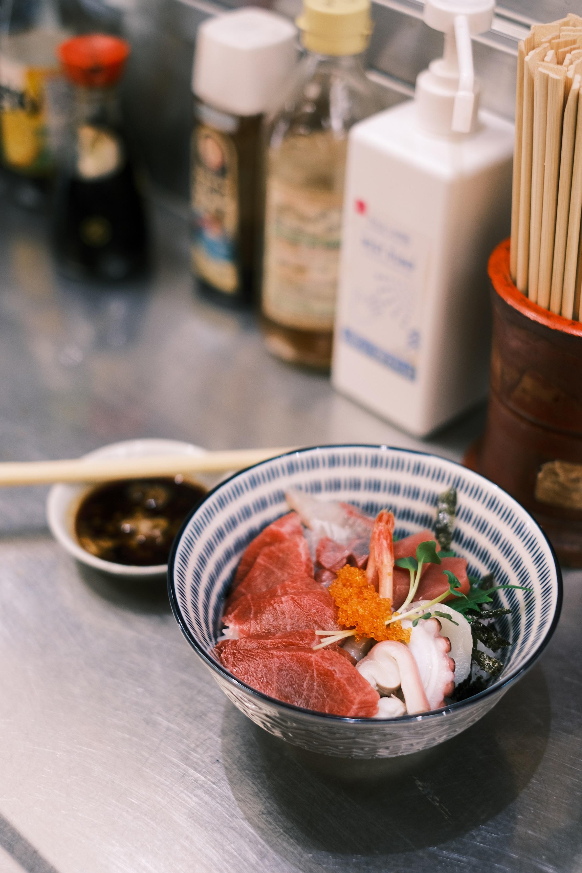 精選五款魚生丼