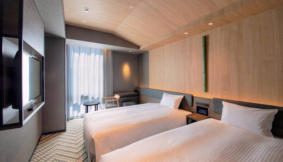 雙人房空間感十足!