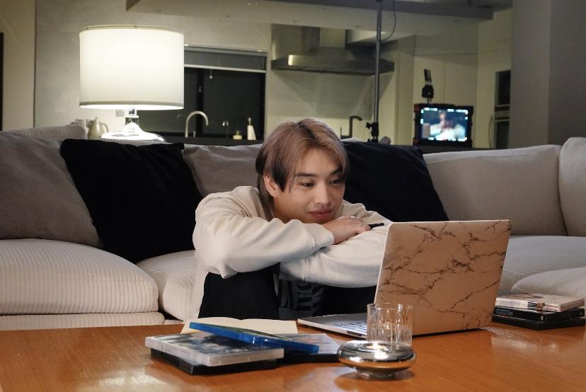 Jer主要透過音樂疏道情緒。