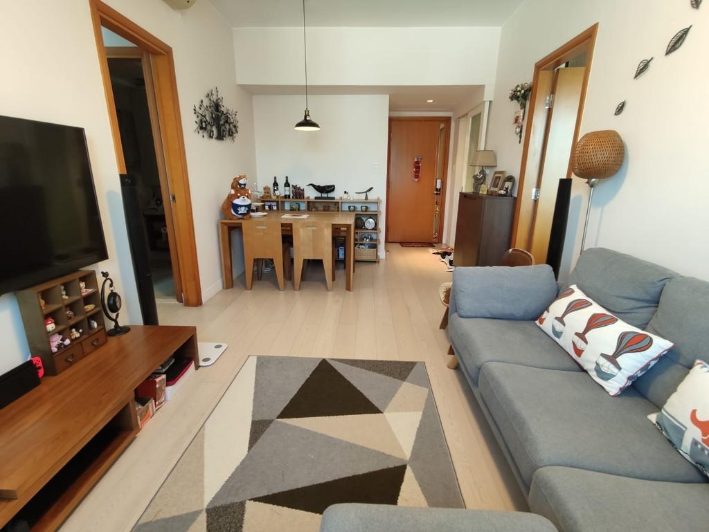 客飯廳間隔分明,附有小小玄關位,方便擺放鞋櫃和外出衣物。