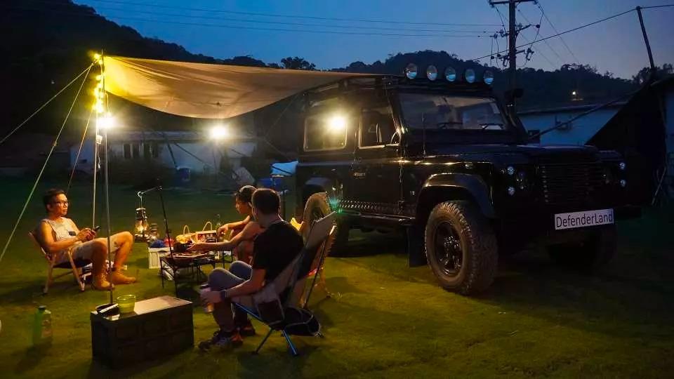 Land Rover Defender 汽車露營體驗