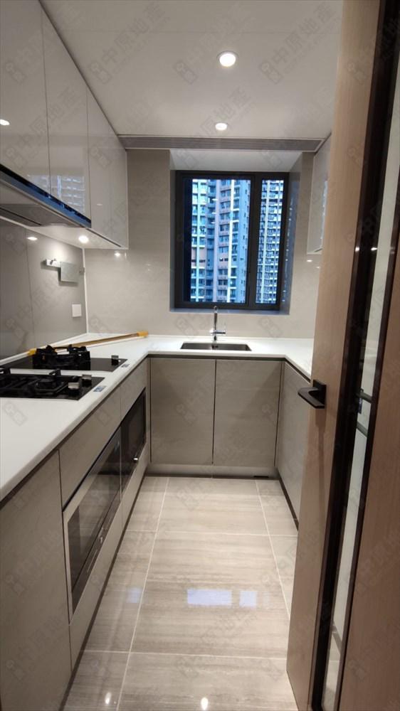 將軍澳日出康城業主喪劈370萬沽三房 呎價見屋苑新低