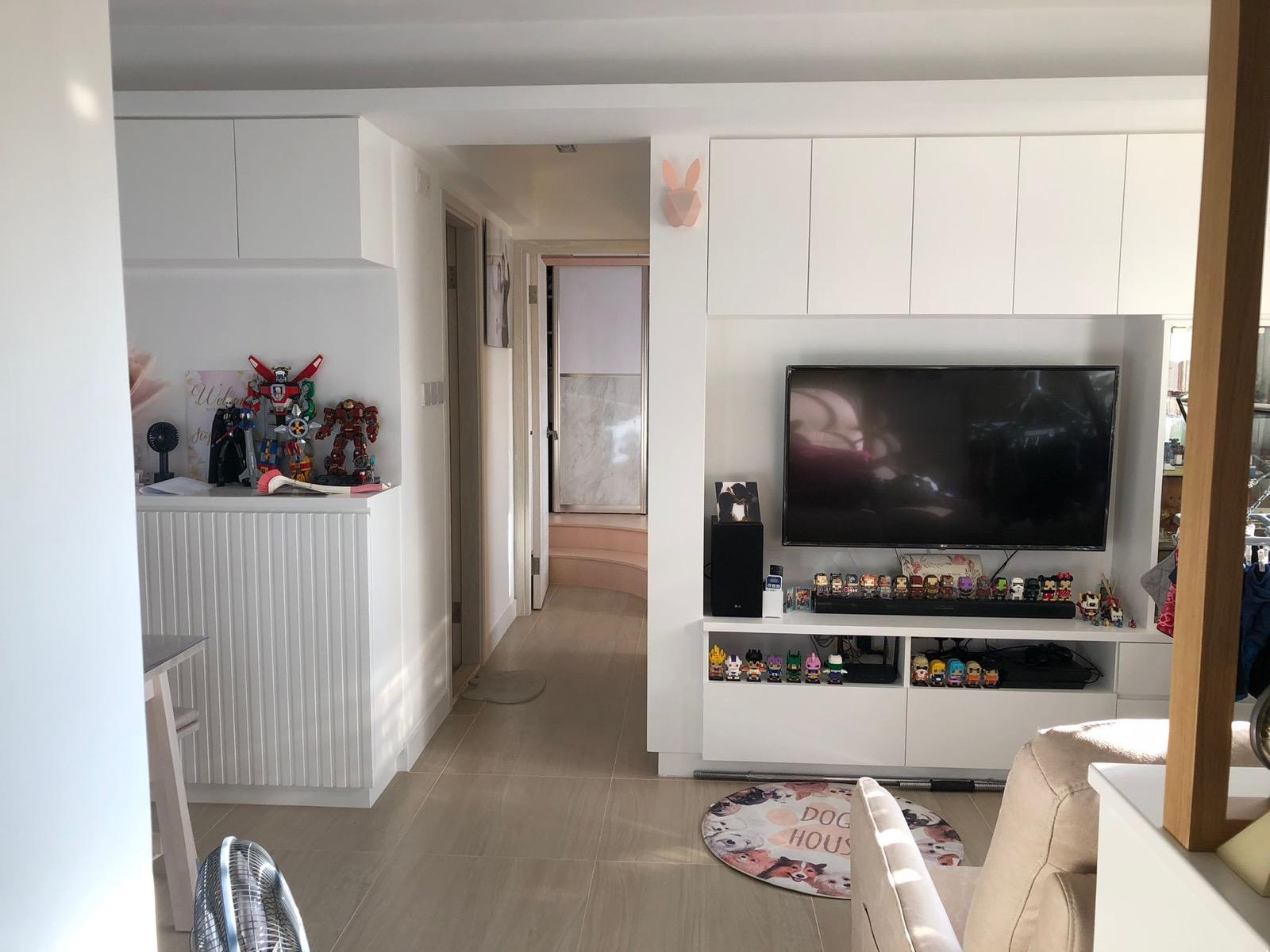 長方形大廳間隔四正見使,並附有新淨置頂儲物櫃,收納空間充裕。