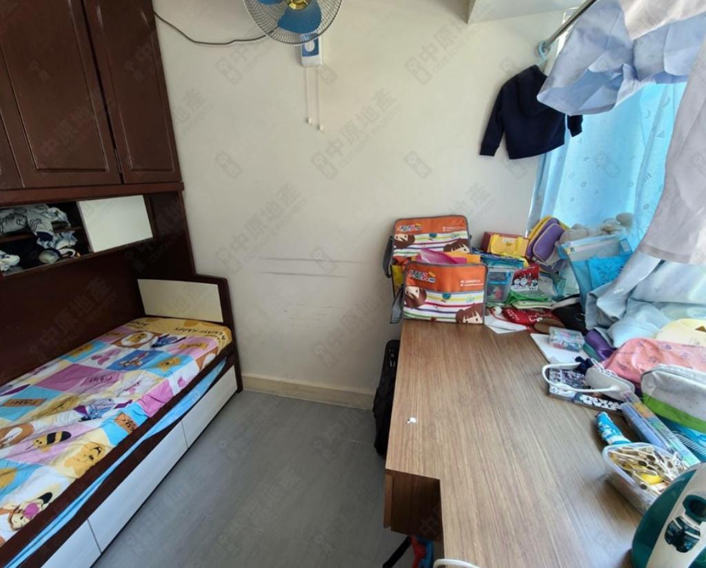 單位屬大兩房間隔,房間面積相當闊落見使。